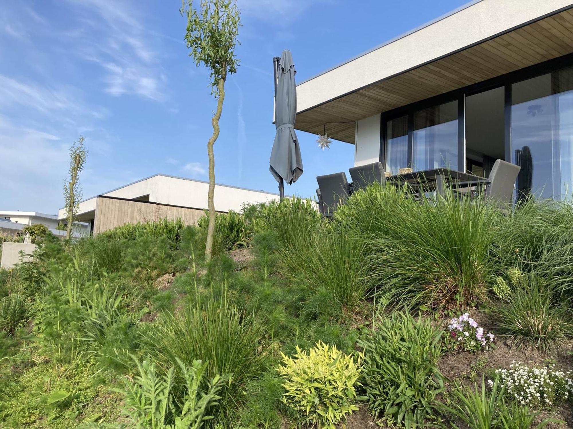 Family Villa With Garden And Jetty Zeewolde Exterior photo